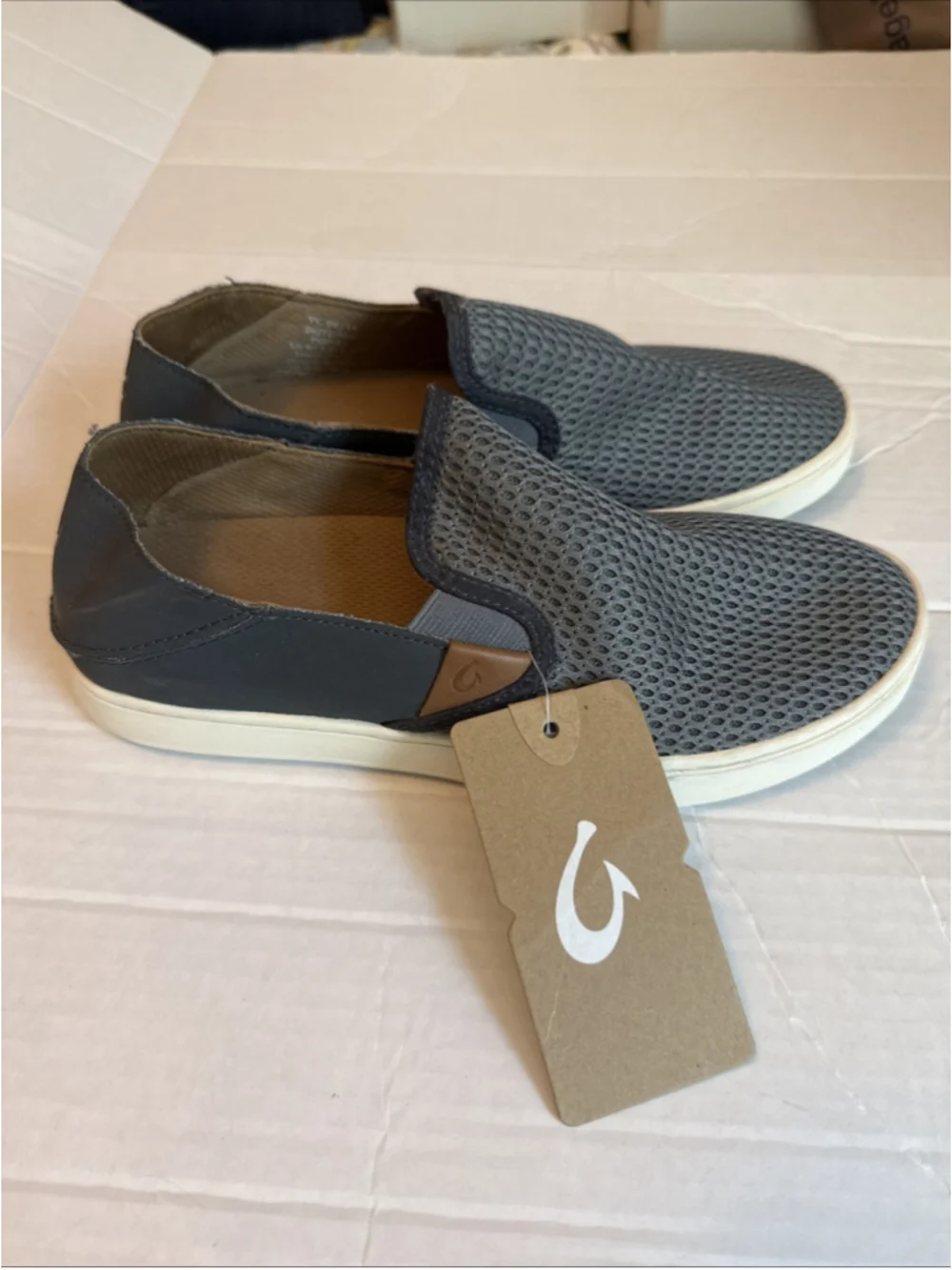NWT Olukai Pehuea Charcoal Women’s 7.5 Slip On Shoes Comfort Sneakers